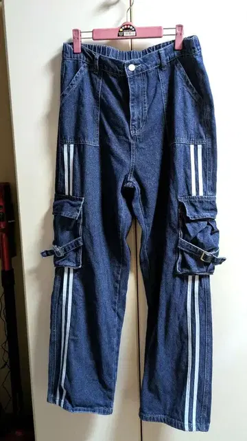 스트라이프 카고 팬츠 다크 블루