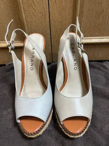 CARRANO 펌프스 US5