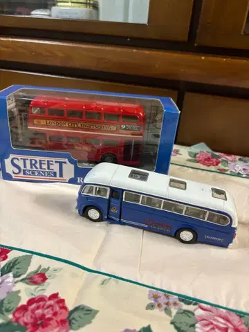 런던 루트마스터 버스 미니카 외 1대 세트