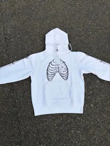 noremid 본 후드티