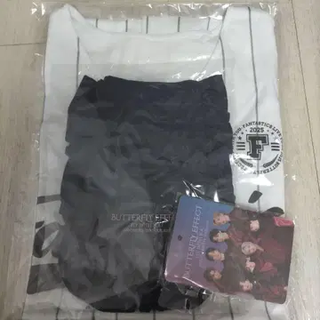 FANTASTICS BUTTEFLY EFFECT 업그레이드 굿즈