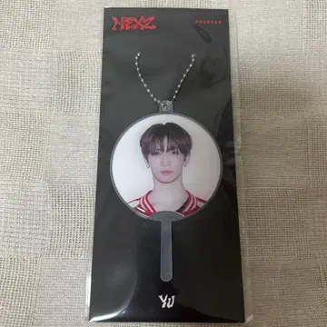NEXZ MINI IMAGE PICKET KEYRING YU