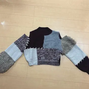 MURUA 볼륨 슬리브 니트