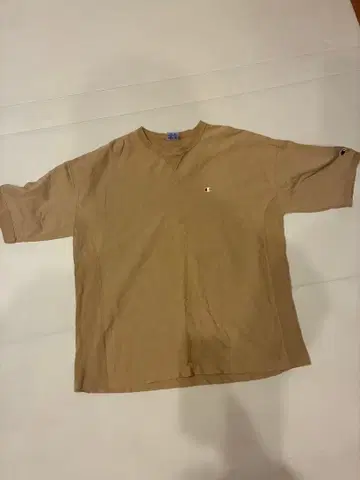 Champion 베이지 T셔츠