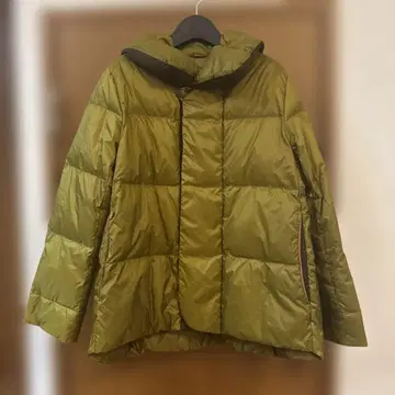 팔라스 팰리스 다운 자켓