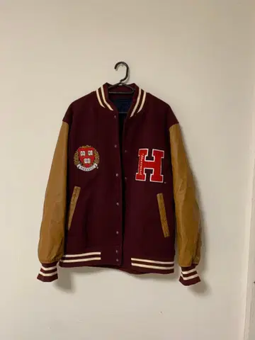 하버드 대학 바시티 자켓 버건디