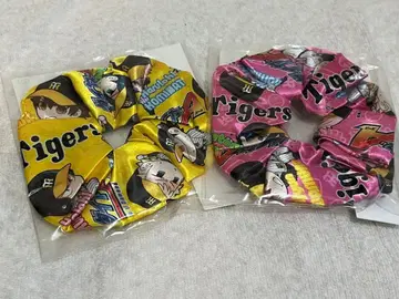 다이아의 A 한신 타이거즈 콜라보 스크런치 세트