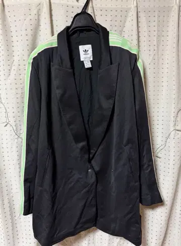 adidas 스포티 블레이저