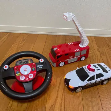 운전하자 무선 조종 소방차와 경찰차 세트 2대