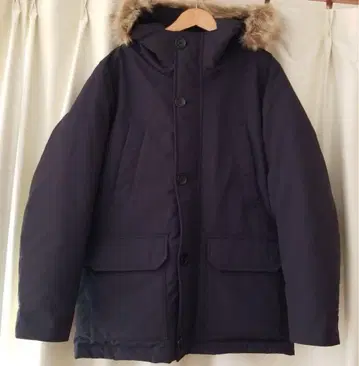 유니클로 다운 코트 블랙