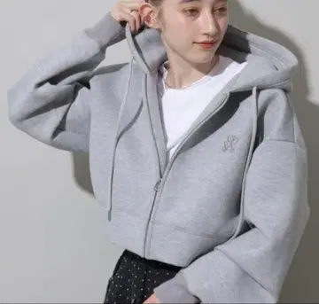 리랜드트루 집업 크롭 후디 S 사이즈