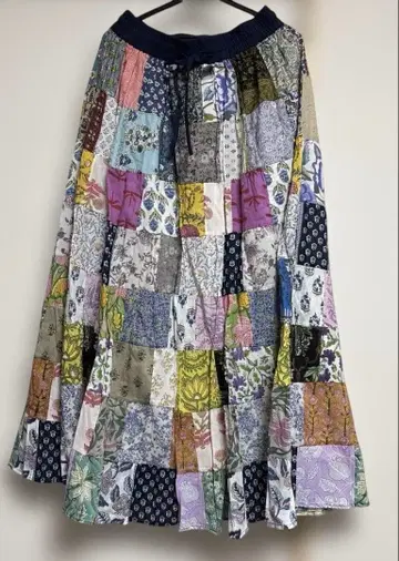 택 포함 새상품 nestRobe 네스트로브 패치워크 스커트