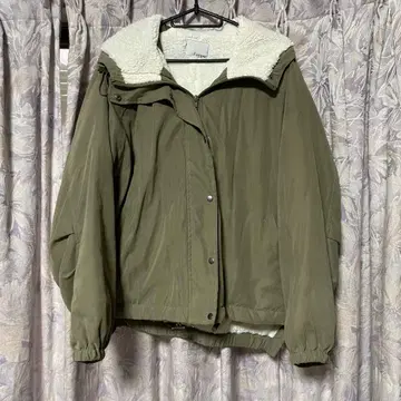 플리스 안감 후드 부착 자켓