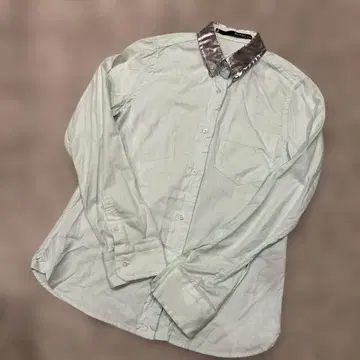 BLANC 민트 그린 광택 있는 실버 옷깃 긴팔 셔츠 일본제