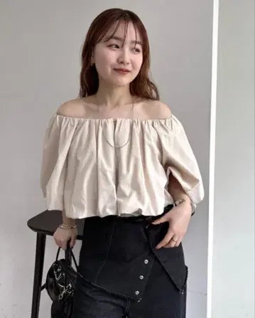 미스틱 벌룬 블라우스