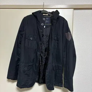 Armani Jeans 블랙 다운 자켓 사이즈 48