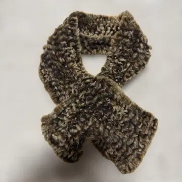 BIKI BOUTIQUE 머플러