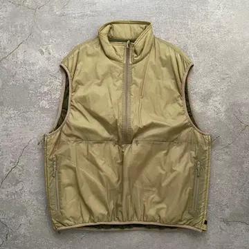 TECH REVERSIBLE PULLOVER PUFF VEST
