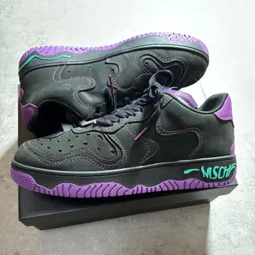 MSCHF SUPER NORMAL 2 스니커즈 미스치프