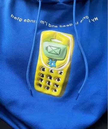 kemio store 파랑 후디 후드티 phone 디자인 미치 착용