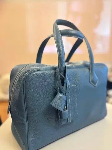 보스턴 빅토리아 35 블루진