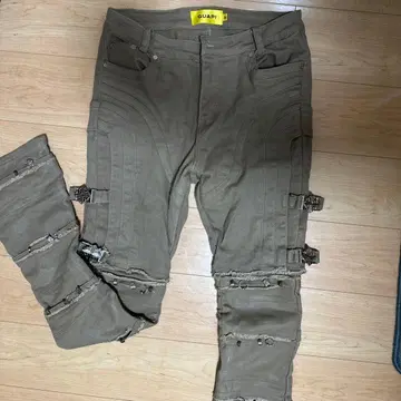 GUAPI 카키 팬츠 34