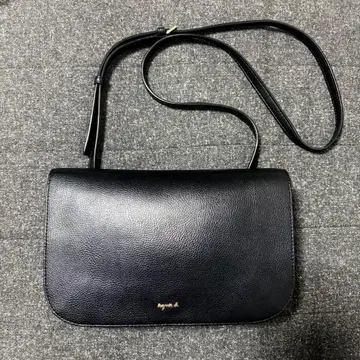 블랙 가죽 숄더백