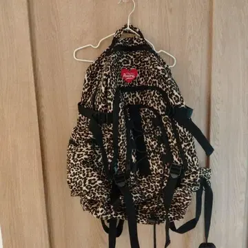 레오파드 무늬 백팩