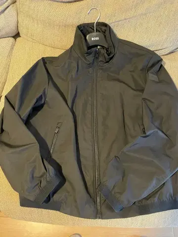 BOSS 블랙 발수 나일론 자켓