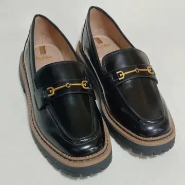 로퍼 Sam Edelman 러그 밑창 통굽 블랙