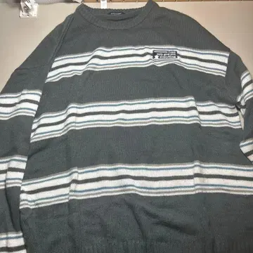 스트라이프 크루넥 스웨터 그레이