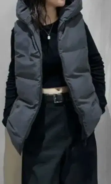 새상품급 [플라주] HAKUU/하쿠우 별주 MID/L 다운 베스트 그레이