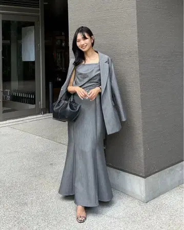 Aimeine 드레이프 베어 머메이드 원피스