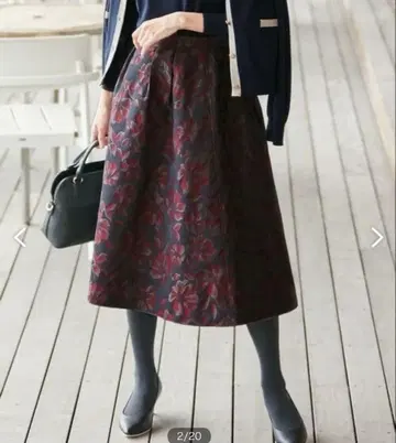 [ 미인백화 콜라보 ] 플라워 자카드 리버서블 스커트