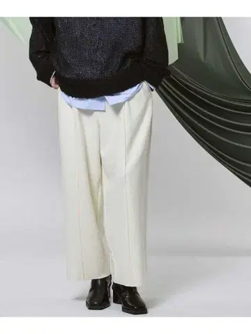 MAISON SPECIAL 맨투맨