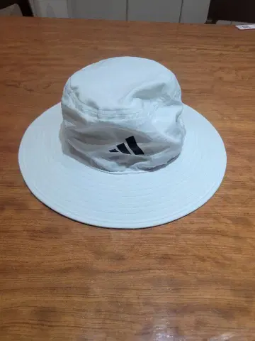 아디다스 adidas 와이드 브림 햇 /남녀 공용/화이트