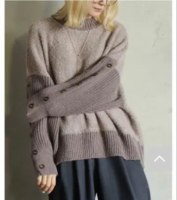 [BITTOKO] 부클레 소매 단추 니트