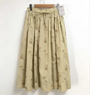 택 포함 새상품 츠하루 TUHARU by SM2 린넨 스커트 자수 F