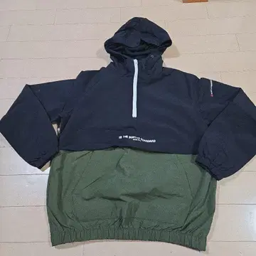 바틀 아노락 후드티