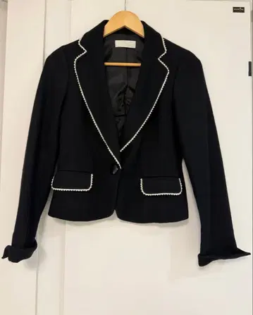 Feroux 리본 포함 블랙 테일러드 자켓 M 사이즈