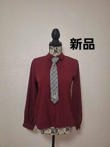 미사용 새상품 엑시즈팜 체크 패턴 넥타이 포함 블라우스