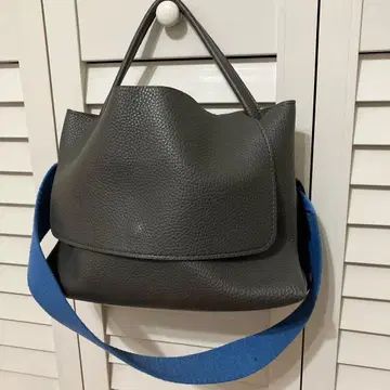 그레이 가죽 핸드백 파랑 스트랩 가죽 에투프