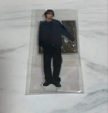 루이 아크릴 스탠드 러스피 starglow