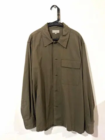 마가렛 하우엘 긴팔 셔츠 카키 그린 M 사이즈