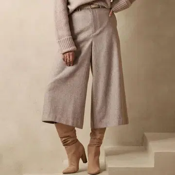 3회 착용만 한 새상품급 바나나리퍼블릭 헤링본 큐롯