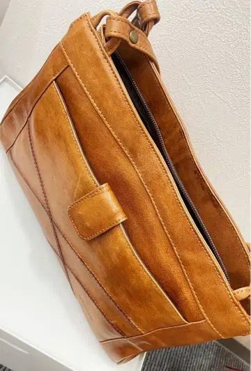 브라운 가죽 숄더백