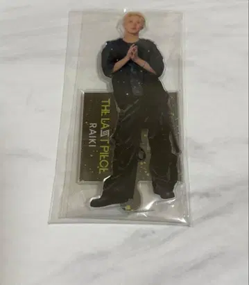 라이키 아크릴 스탠드 라스피