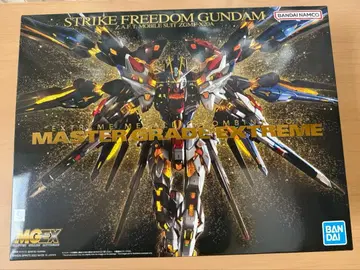 MGEX 1/100 스트라이크 프리덤 건담