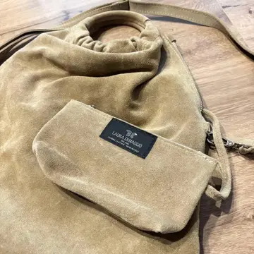 LAURA DI MAGGIO 로라디마지오 스웨이드 숄더백