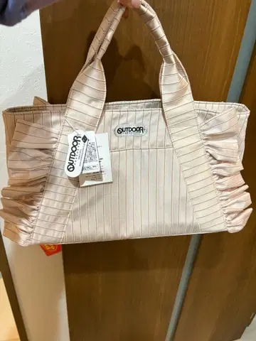 OUTDOOR 스트라이프 프릴 토트백
